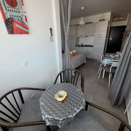 Rosato 2 Sea View Apartment Lignano Sabbiadoro Buitenkant foto